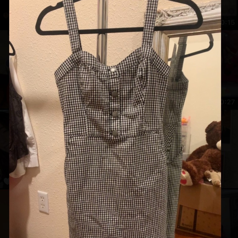 Black and white dress with buttons